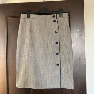 H&M Gray Button-Front Pencil Skirt